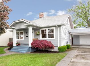 150 E Clarendon St, Gladstone, OR 97027