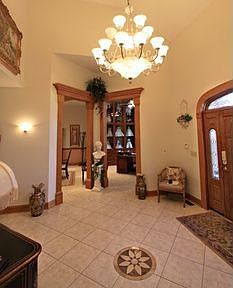 1st image of 10135 Forestwood Ln