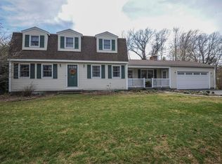 23 Sheerman Ln, Amherst, MA 01002