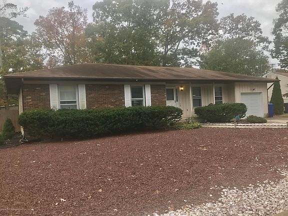 4th image of 1120 Wake Forest Dr