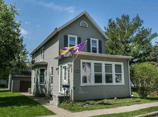 2725 Elm St, Dubuque, IA 52001