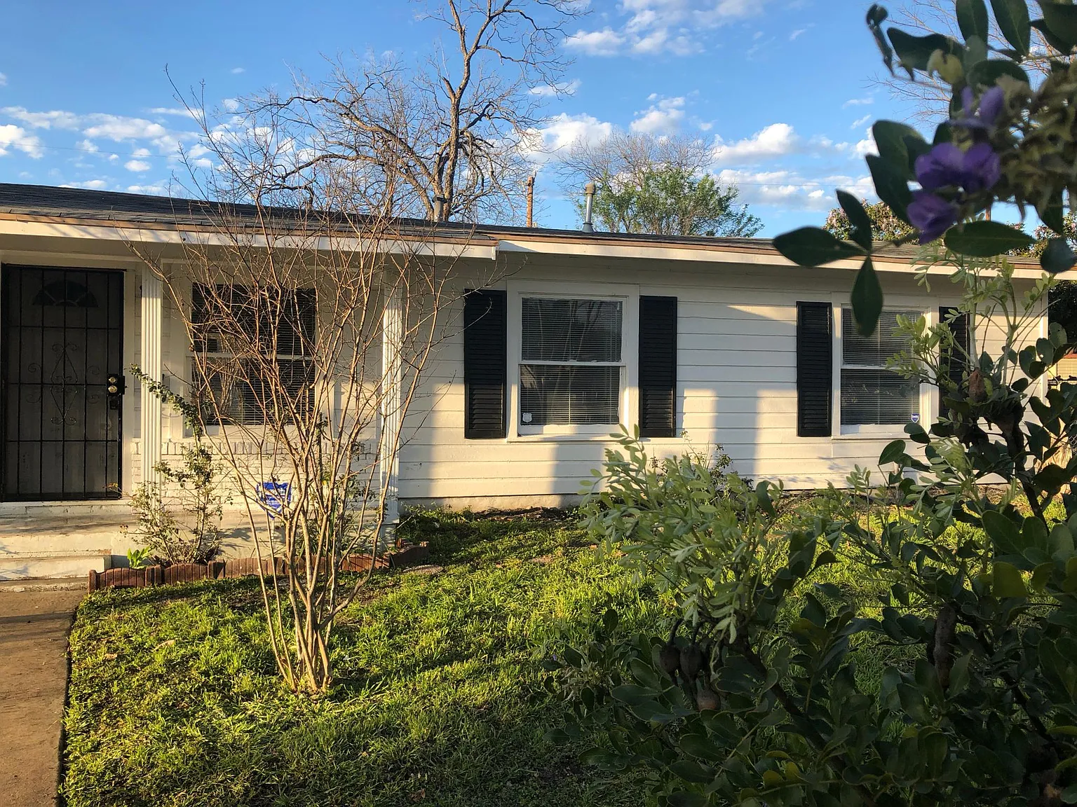 135 Rancho Blanco Blvd — Photo 2