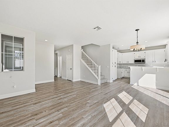 3rd image of 2732 Crown Ridge Rd Unit 3