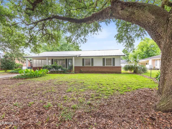 407 N Hebert Ave, Kaplan, LA 70548