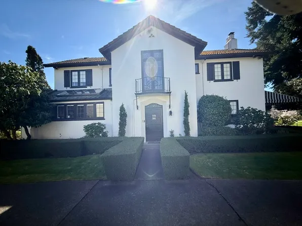 1269 Parkside Dr E, Seattle, WA 98112