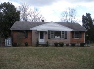 909 Chester Ave, Roanoke, VA 24019