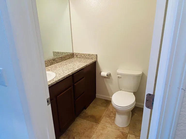 3172 Sterling Ridge Cir — Photo 33