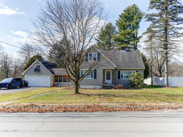 123 Pleasant Avenue, Johnstown, NY 12095