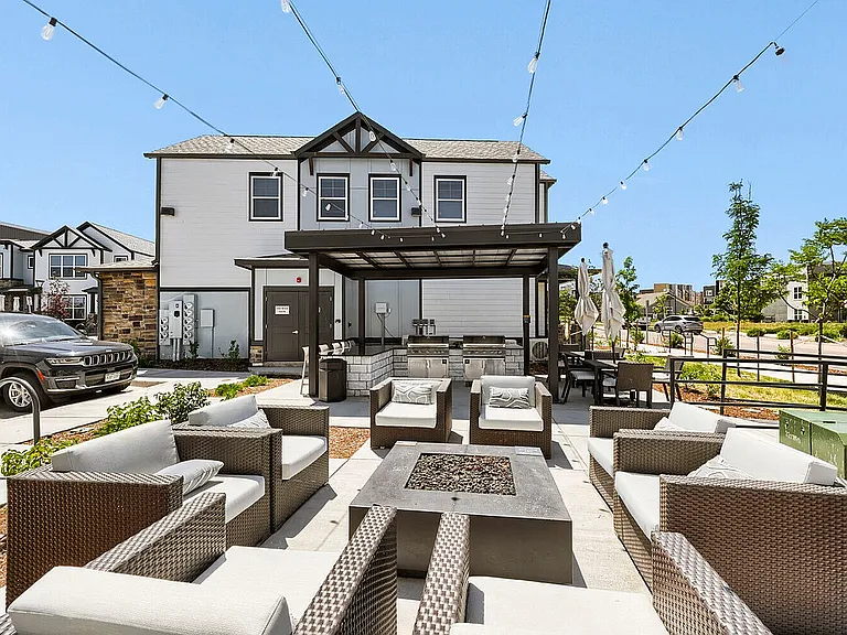 Exterior | Ara Townhomes & Flats