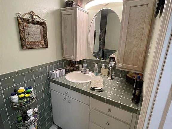 4th image of 2028 Norris Rd