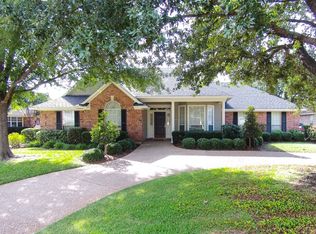 207 S Madison Ct, Bossier City, LA 71111