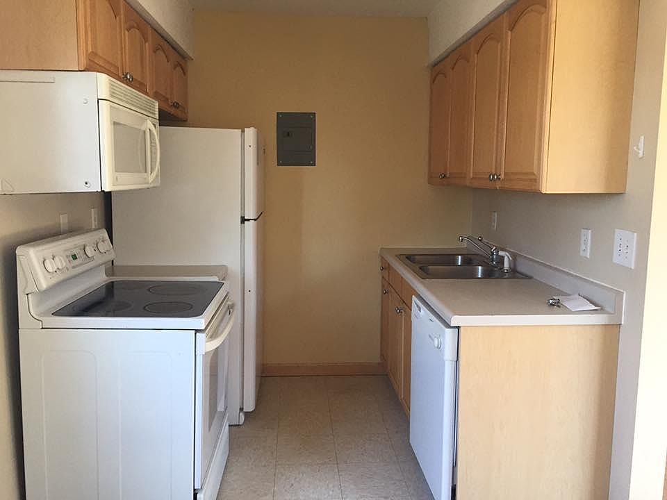 1st image of 722 27th Ave S APT 10