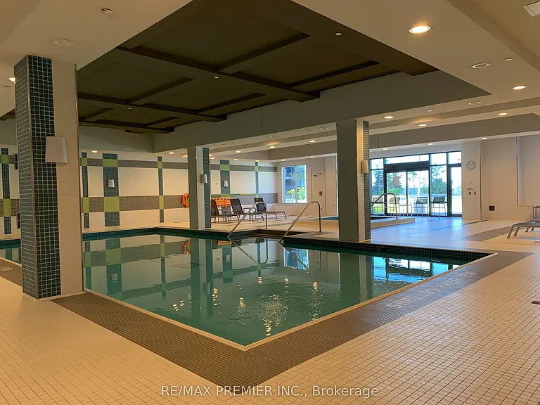 3600 Highway 7 #Penthouse O2 — Photo 5