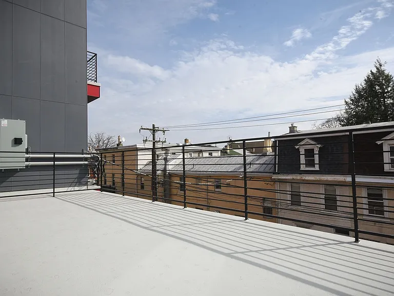 6162 Ridge Ave — Photo 13