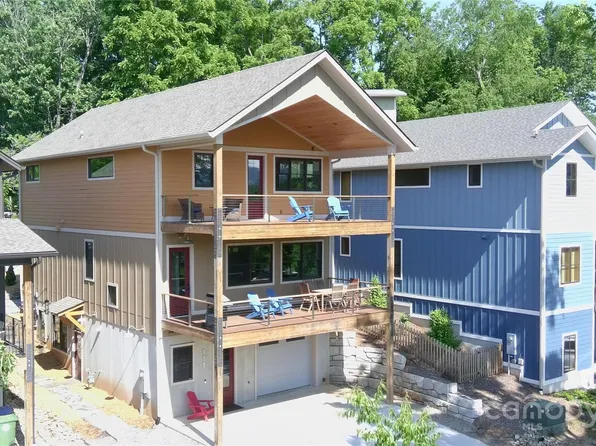 111 Hesperus Ln, Asheville, NC 28806