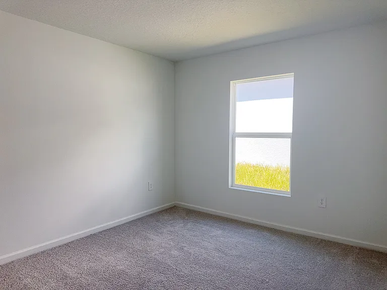 2362 McKinley Dr — Photo 14