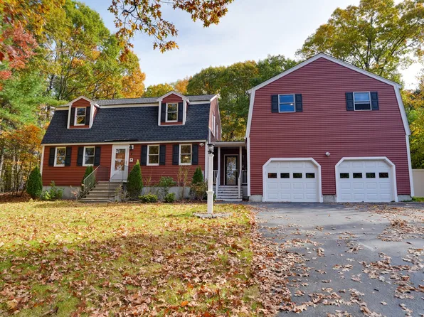 2 Stonehedge Cir, Billerica, MA 01821