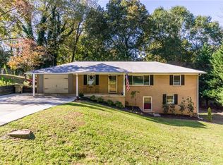 2336 Stephens Cir, Gainesville, GA 30506