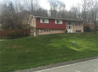 108 Cascade Dr, McKeesport, PA