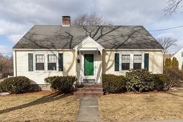 1st image of 10 Hillside Ave