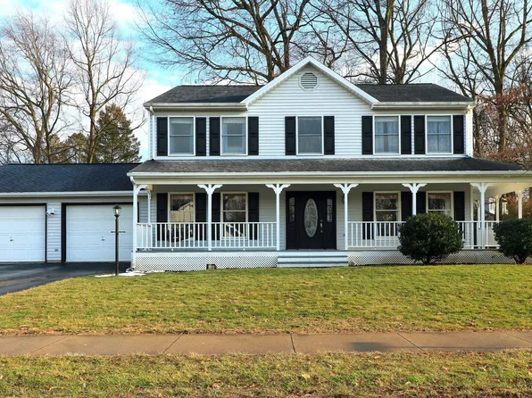 534 Melissa Ln, State College, PA 16803