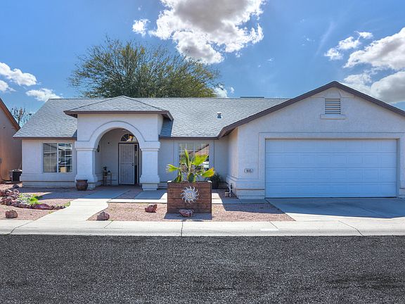 2nd image of 1605 E KRYSTAL Street