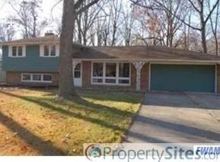 2633 Glencairn Dr, Fort Wayne, IN 46815