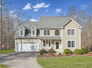 109 Comstock Trl, East Hampton, CT 06424