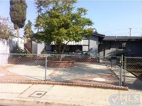 1st image of 11429 Blythe St