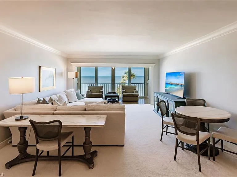 2885 Gulf Shore Blvd N #302 — Photo 7