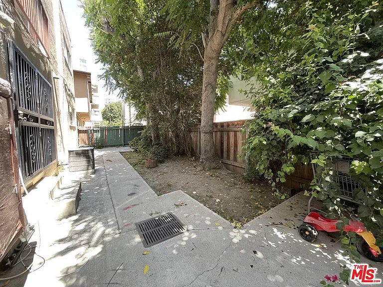 922 S Bedford St #5 — Photo 10
