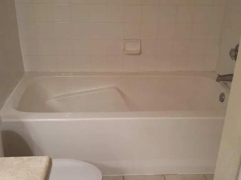 big bathtub- master