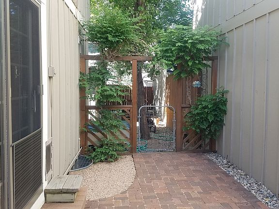 private paver brick patio