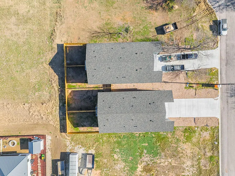 306 S Avenue P #B — Photo 35