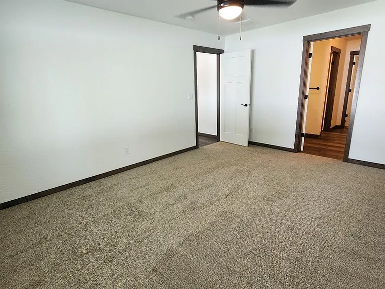9033 Disc Ave — Photo 13