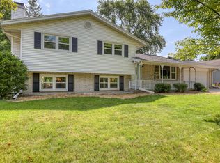 4620 N 108th St, Wauwatosa, WI 53225