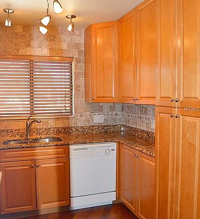 4th image of 4201 Rose Arbor Cir