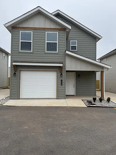 156 Copper Oaks Dr Photo 1