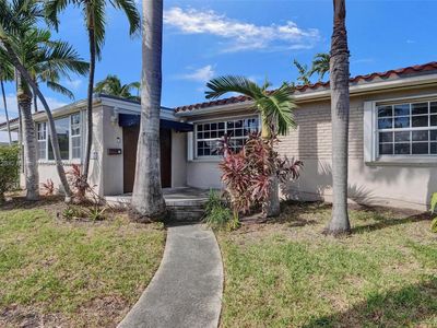 1671 S Treasure Dr, North Bay Village, FL, 33141