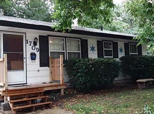 1709 E 21st St, Des Moines, IA 50317