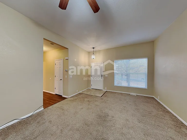 209 Homestead Way — Photo 5