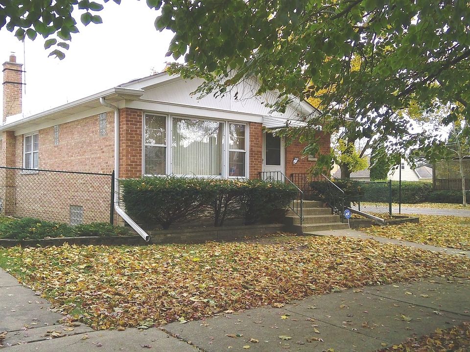 1st image of 6301 N Neenah Ave