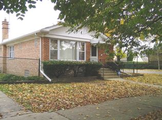 6301 N Neenah Ave, Chicago, IL 60631