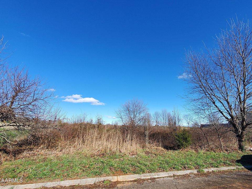 2nd image of Misty Mead Dr