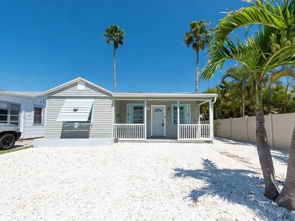 358 Boca Ciega Dr, Madeira Beach, FL 33708