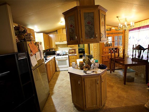 3rd image of 25346 Village Dr