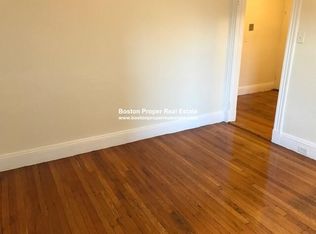 1191 Boylston St APT 25L, Boston, MA 02215