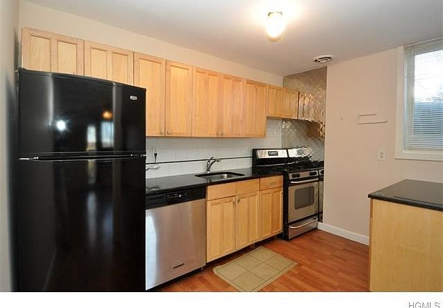 Updated kitchen with Granite counters.