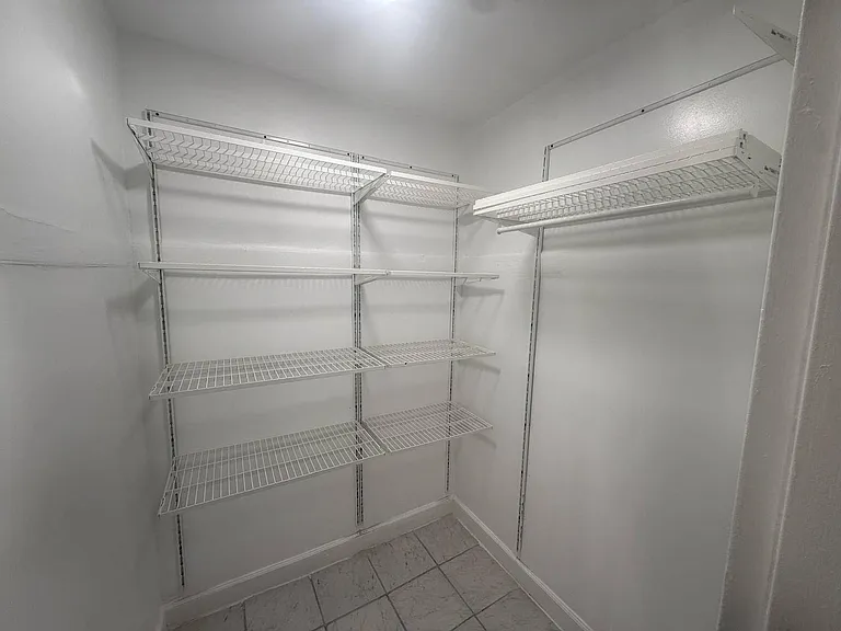 10106 Avenue K #1 — Photo 4
