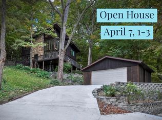 4801 Whitford Dr, Godfrey, IL 62035